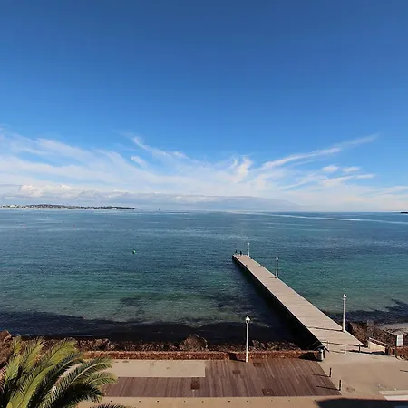 Palm - Beachfront Appartement