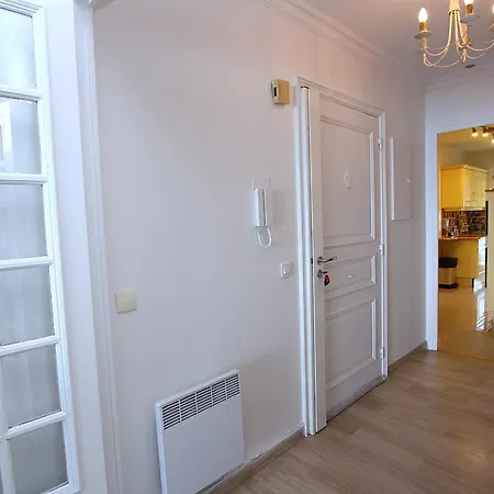 Palm - Beachfront Apartman