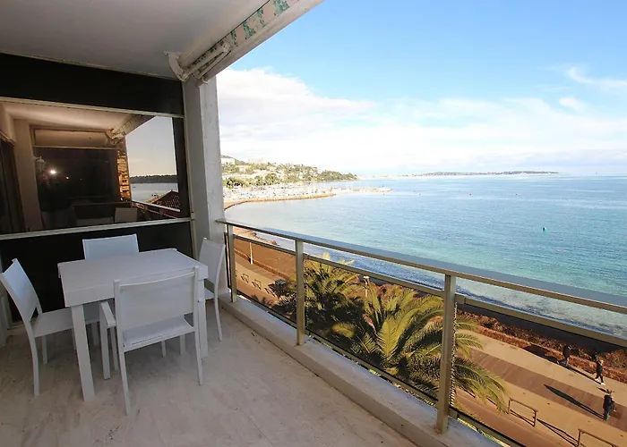 Palm - Beachfront Appartement *